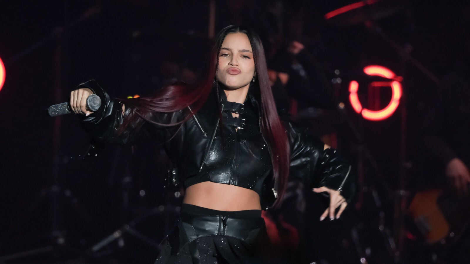 Emilia preocupa por su apariencia en sus últimos vídeos, y los fans sospechan de ruptura con Duki