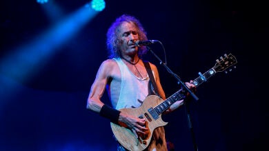 Robe Iniesta cancela de urgencia sus conciertos por un tromboembolismo pulmonar