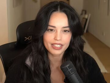 Valkyrae durante un stream