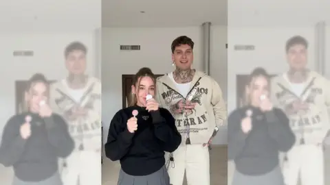 Imagen de un vídeo de Lluna Clark Imagen de un vídeo de Lluna Clark