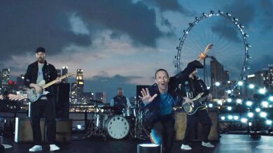 Coldplay lanza el videoclip de su tema Man in the Moon rodado en Singapur