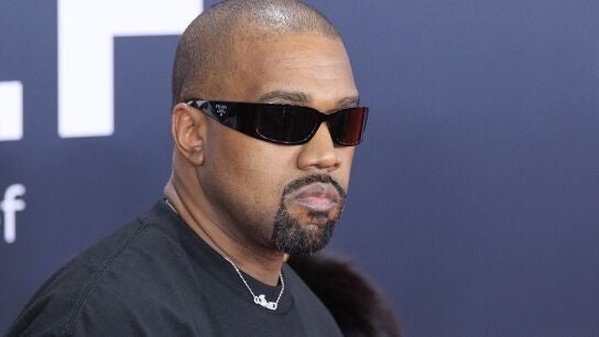 Kanye West en los Grammy 2025