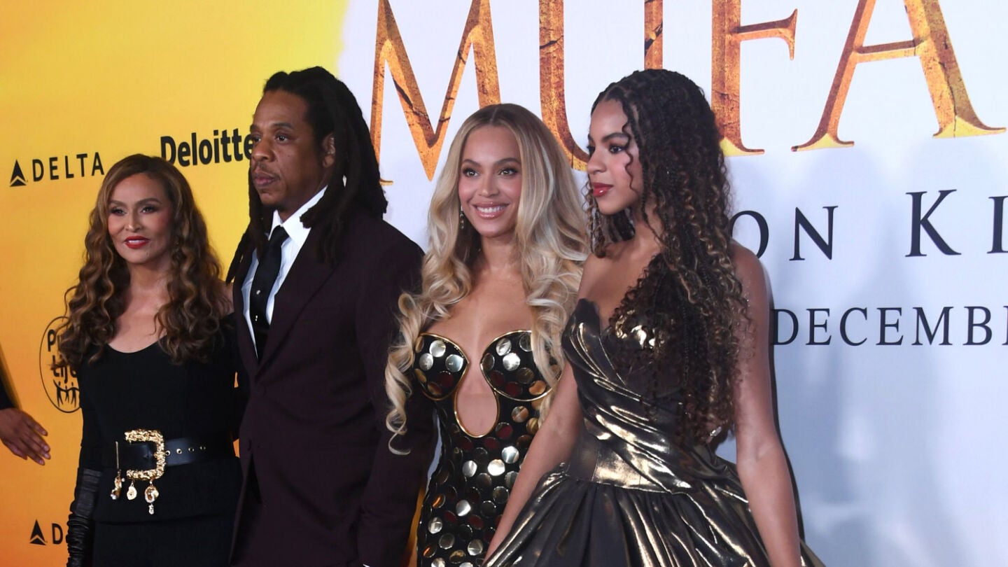 Beyonc&eacute; junto a Jay Z, su madre y su hija mayor