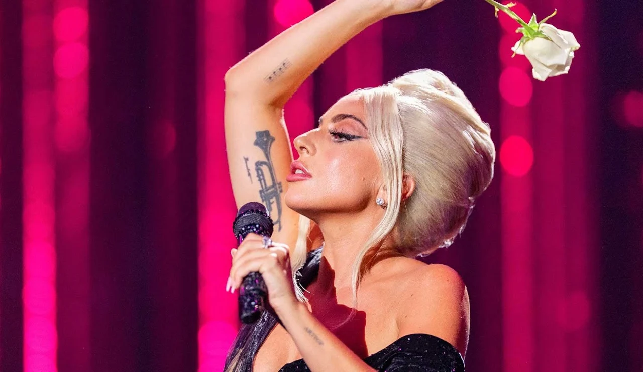 Miniatura de un vídeo de Lady Gaga en YouTube