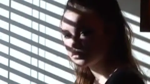 Vídeo cover de Florence Pugh. Vídeo cover de Florence Pugh.