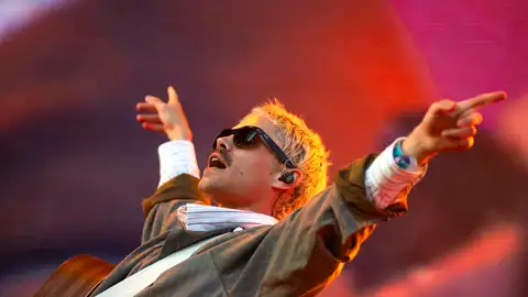 Sen Senra cierra su "intensa" trilogía discográfica: "Me gusta ponerme en riesgo" Sen Senra cierra su "intensa" trilogía discográfica: "Me gusta ponerme en riesgo"