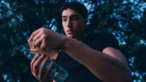 Miniatura del tráiler de Plex Miniatura del tráiler de Plex