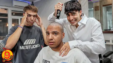 Miniatura de un vídeo de FrikBoys Miniatura de un vídeo de FrikBoys