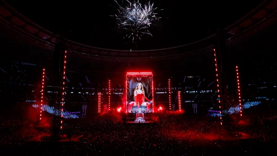 Lola Índigo hace historia y enciende el Metropolitano Lola Índigo hace historia y enciende el Metropolitano