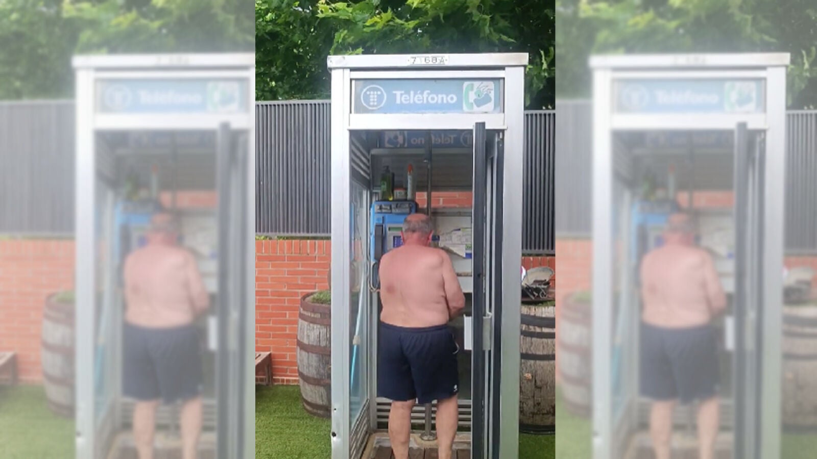 Convierte una cabina telefónica en ducha para su piscina y se convierte en la envidia de todo TikTok