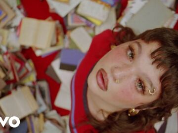 Miniatura de un videoclip de Lola Young