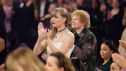 Taylor Swift y Ed Sheeran en los Grammy 2024 Taylor Swift y Ed Sheeran en los Grammy 2024