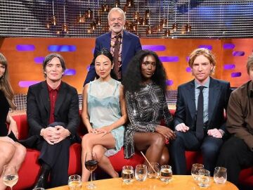 Taylor Swift y Lewis Capaldi en The Graham Norton Show