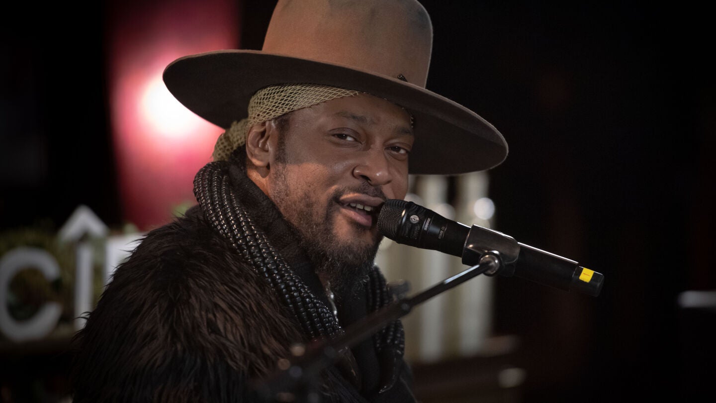 El legendario cantante D'Angelo