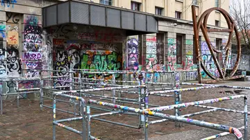 Puerta de la discoteca Berghain Puerta de la discoteca Berghain