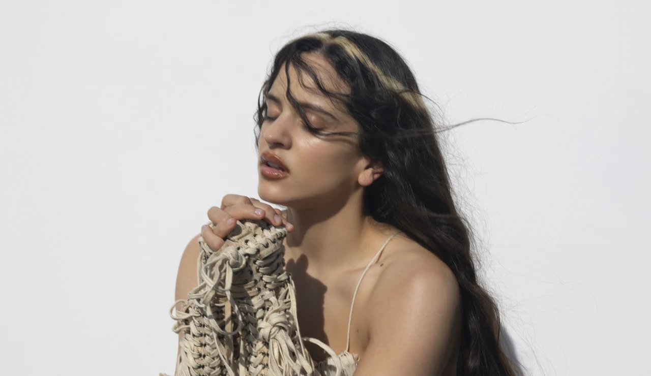 Rosalía publica su cuarto disco, Lux