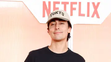 Nil Ojeda en una alfombra roja Nil Ojeda en una alfombra roja