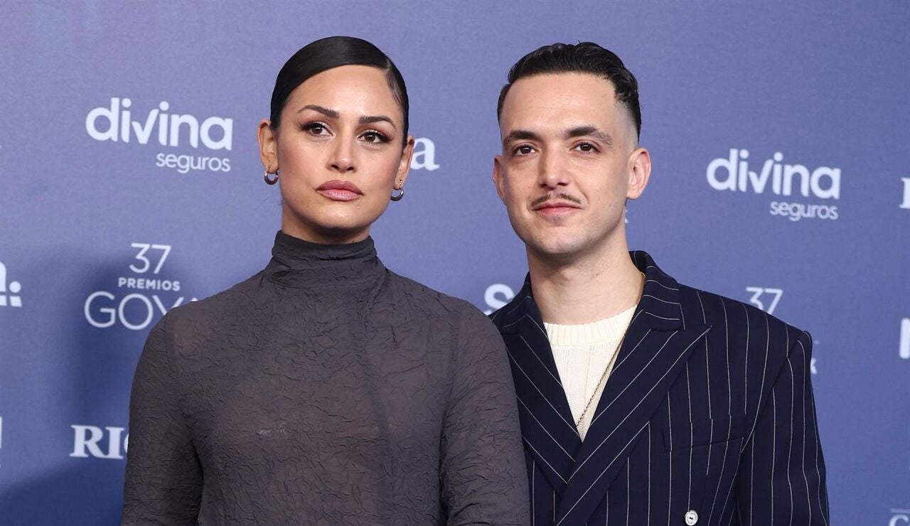 El cantante C Tangana y su pareja Roc&iacute;o Aguirre 