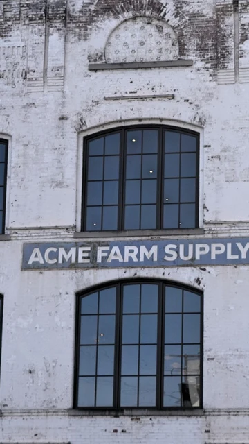 Fábrica ACME.
