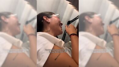 La broma por teléfono que hizo que su novia no pudiera parar de reír y que arrasa en TikTok