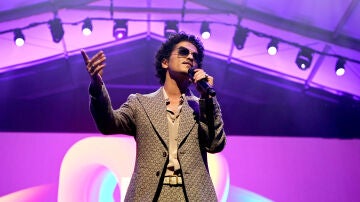 Bruno Mars durante un concierto