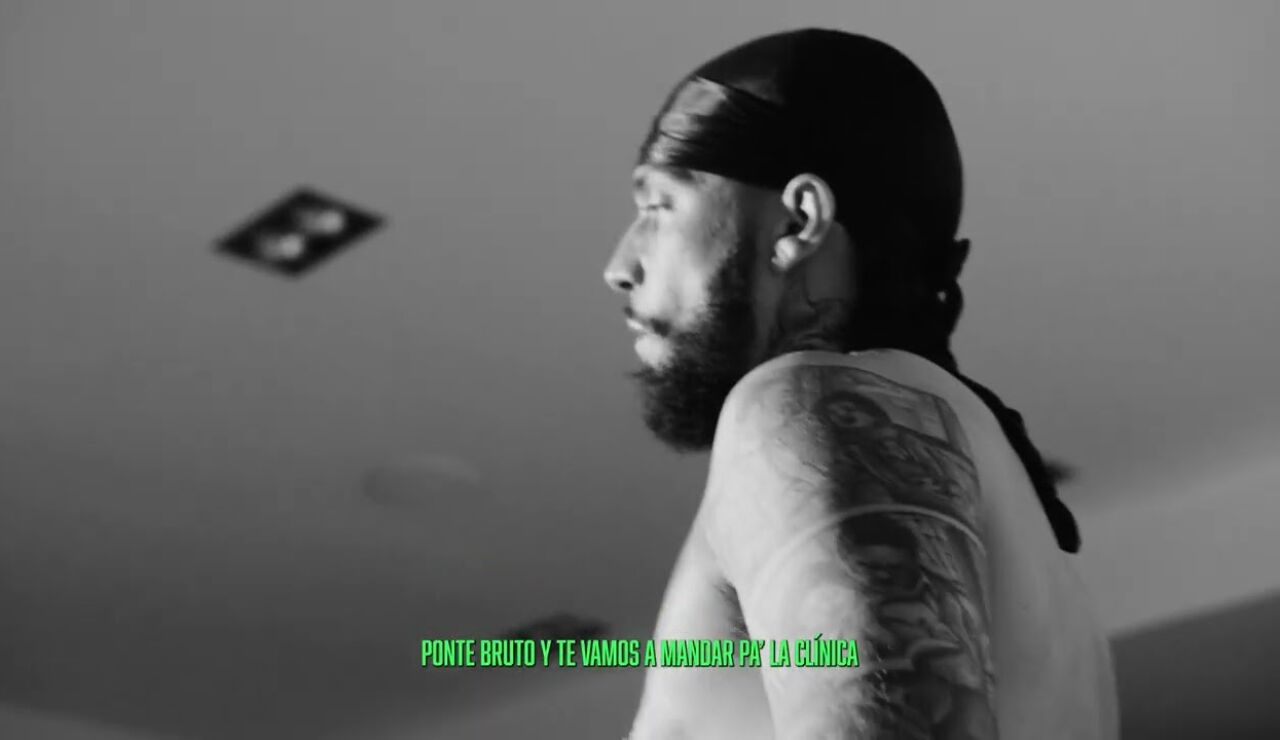 Miniatura de un videoclip de JC Reyes