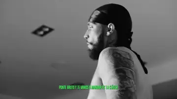 Miniatura de un videoclip de JC Reyes Miniatura de un videoclip de JC Reyes