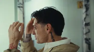 Miniatura de un vídeo de Peso Pluma Miniatura de un vídeo de Peso Pluma