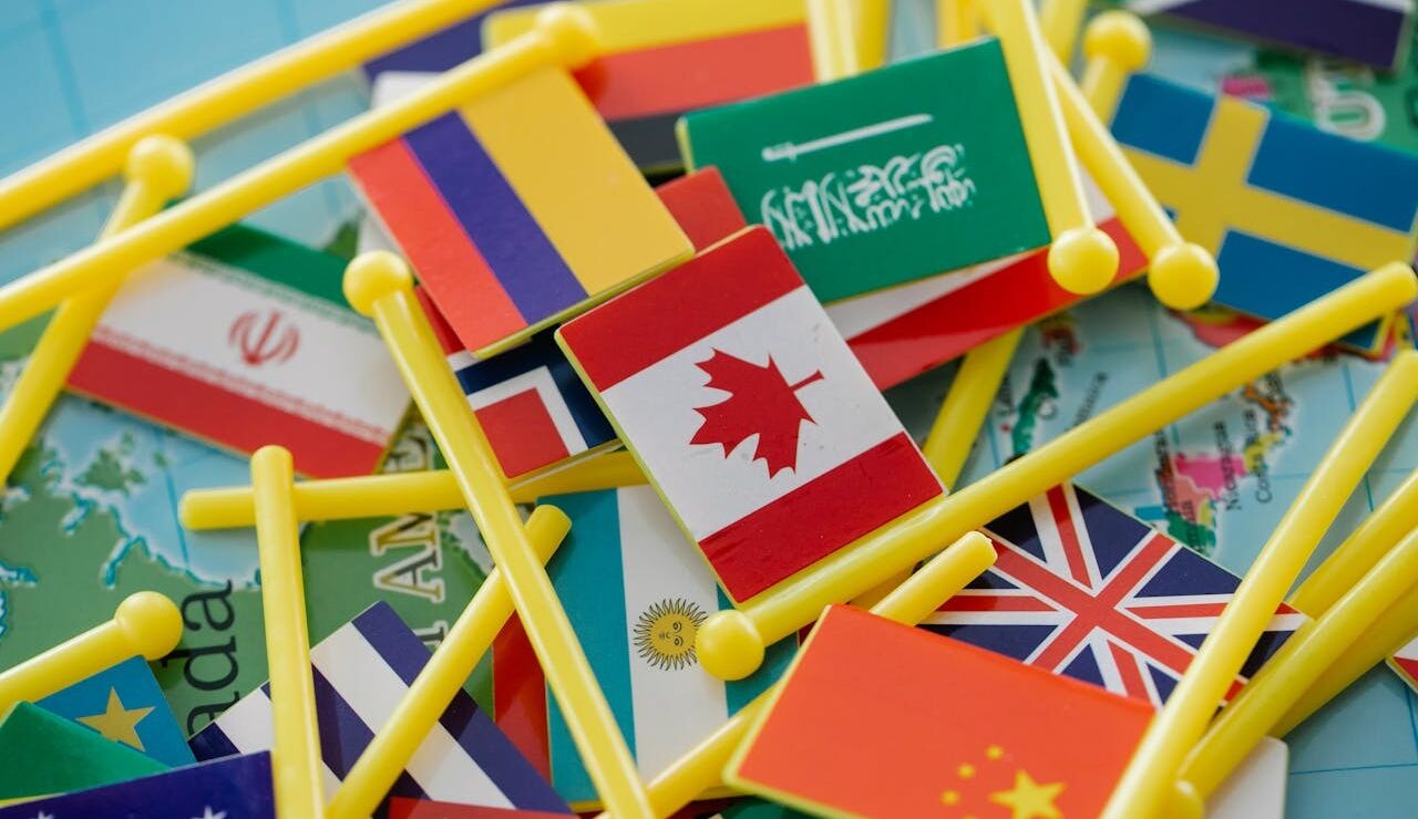 Imagen con banderas de pa&iacute;ses