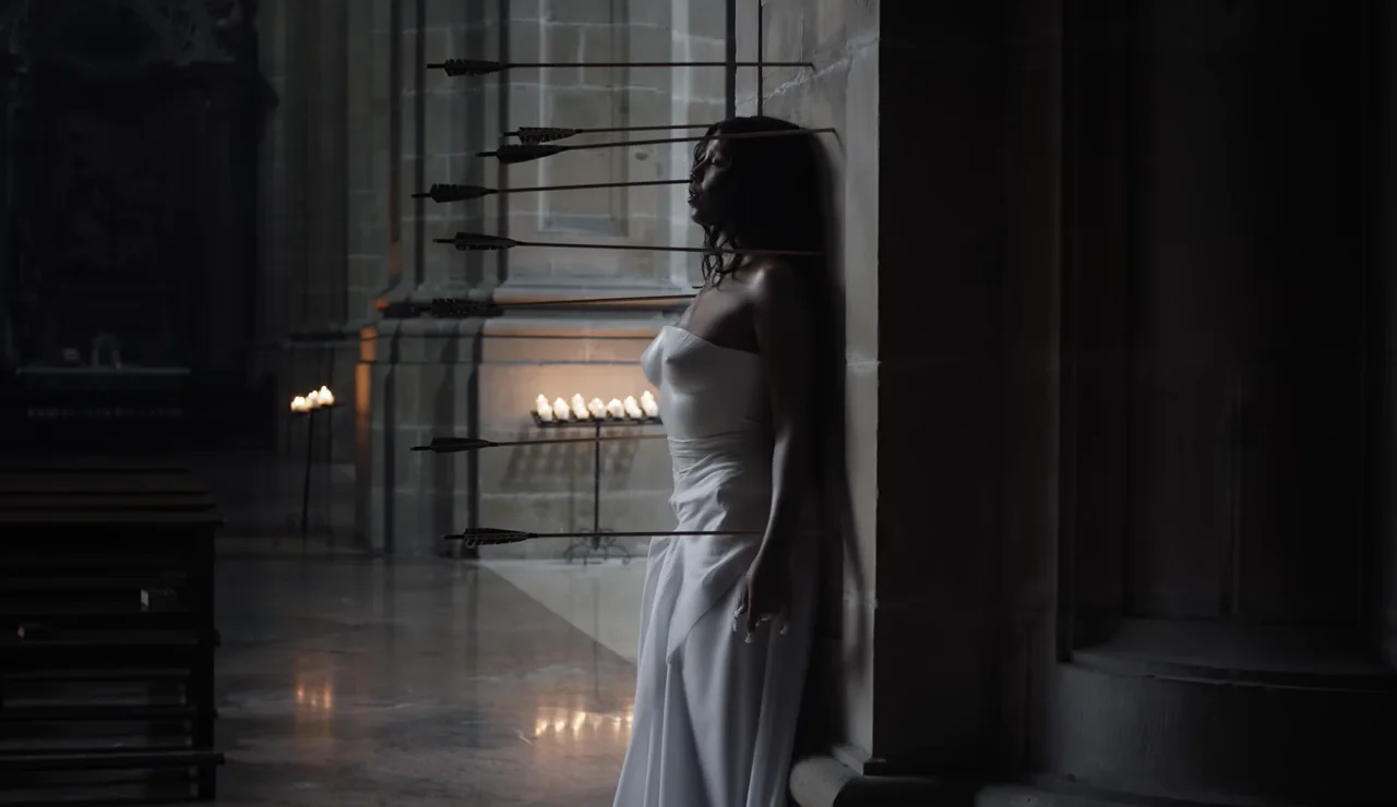 Tokischa en el video (No) Margine.