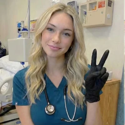 Imagen de Emily Hart