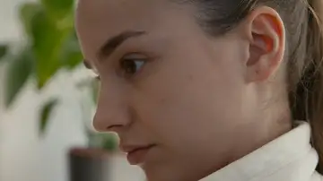 Fabiana Sevillano en su vídeo. Fabiana Sevillano en su vídeo.