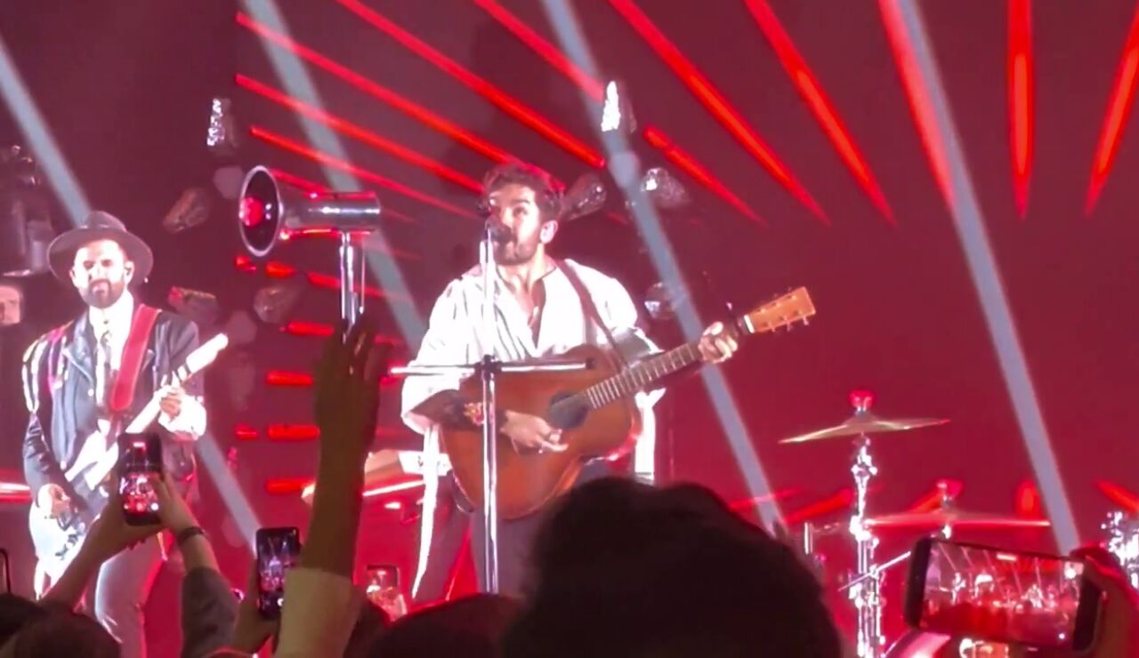 Silo&eacute; van directos al coraz&oacute;n de sus fans con Terrorismo emocional