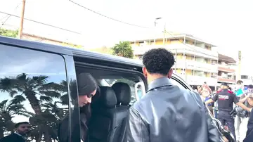 Lamine Yamal oficializa su relación con la influencer Inés García en la gran fiesta del Barça por LaLiga Lamine Yamal oficializa su relación con la influencer Inés García en la gran fiesta del Barça por LaLiga