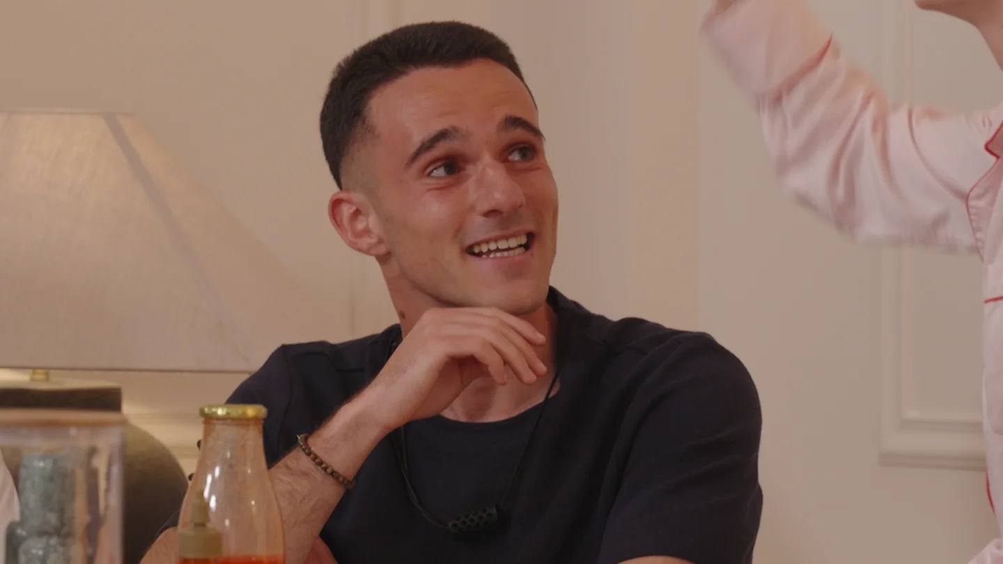 Diego Bri, amigo de Lola desde la infancia Diego Bri, amigo de Lola desde la infancia
