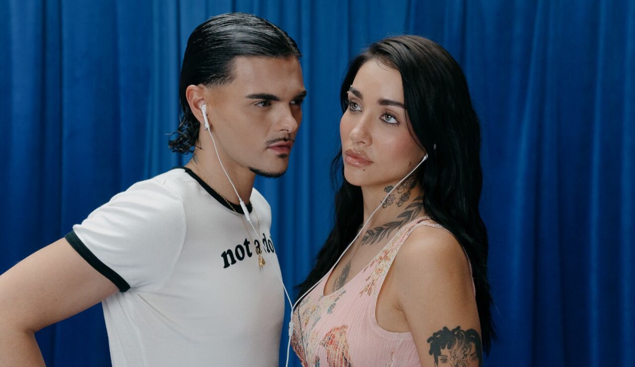 Abraham Mateo y Mar&iacute;a Becerra