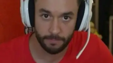 TheGrefg: "El casco de Roro estaba bien para ser gladiador" TheGrefg: "El casco de Roro estaba bien para ser gladiador"