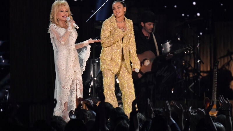 La despedida de Miley Cyrus a Dolly Parton: 