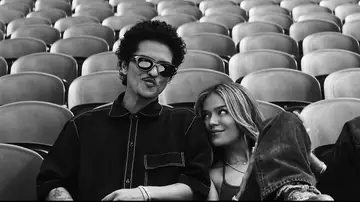 Bruno Mars y Karol G Bruno Mars y Karol G